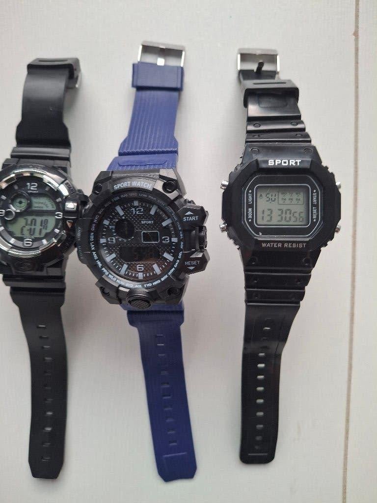 3 x jonens horloge digitaal jongens NIEUW 3 stuks 10.00, Ophalen of Verzenden, Nieuw, Blauw, Jongen