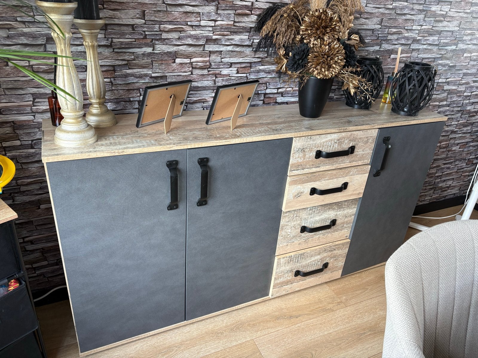 Dressoir zwart/houtstijl met 3 kasten en 4 lades, Ophalen, Gebruikt, 150 tot 200 cm, Met lade(s)
