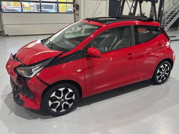 Toyota Aygo 1.0 VVT-i Sky | Camera, Dak, Cruise | 78k km, Auto diversen, Ophalen, Handgeschakeld, Toyota, 999 cc