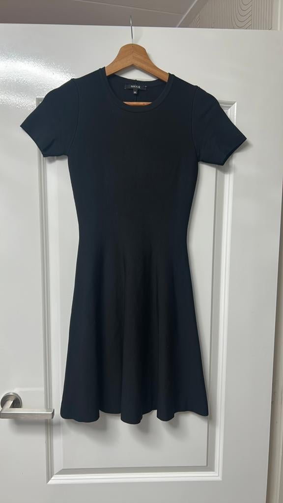 Super leuk zwart kort sexy jurkje van Nikkie Maat 34, Zwart, Ophalen of Verzenden, Zo goed als nieuw, Maat 34 (XS) of kleiner