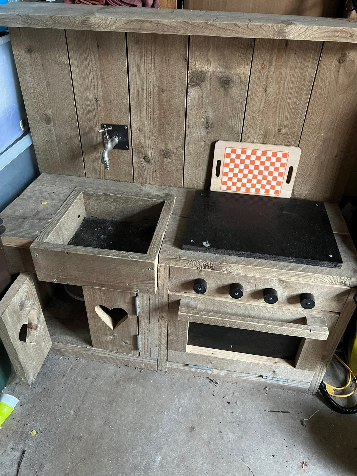 Steigerhouten keukentje, Ophalen, Zo goed als nieuw, Hout