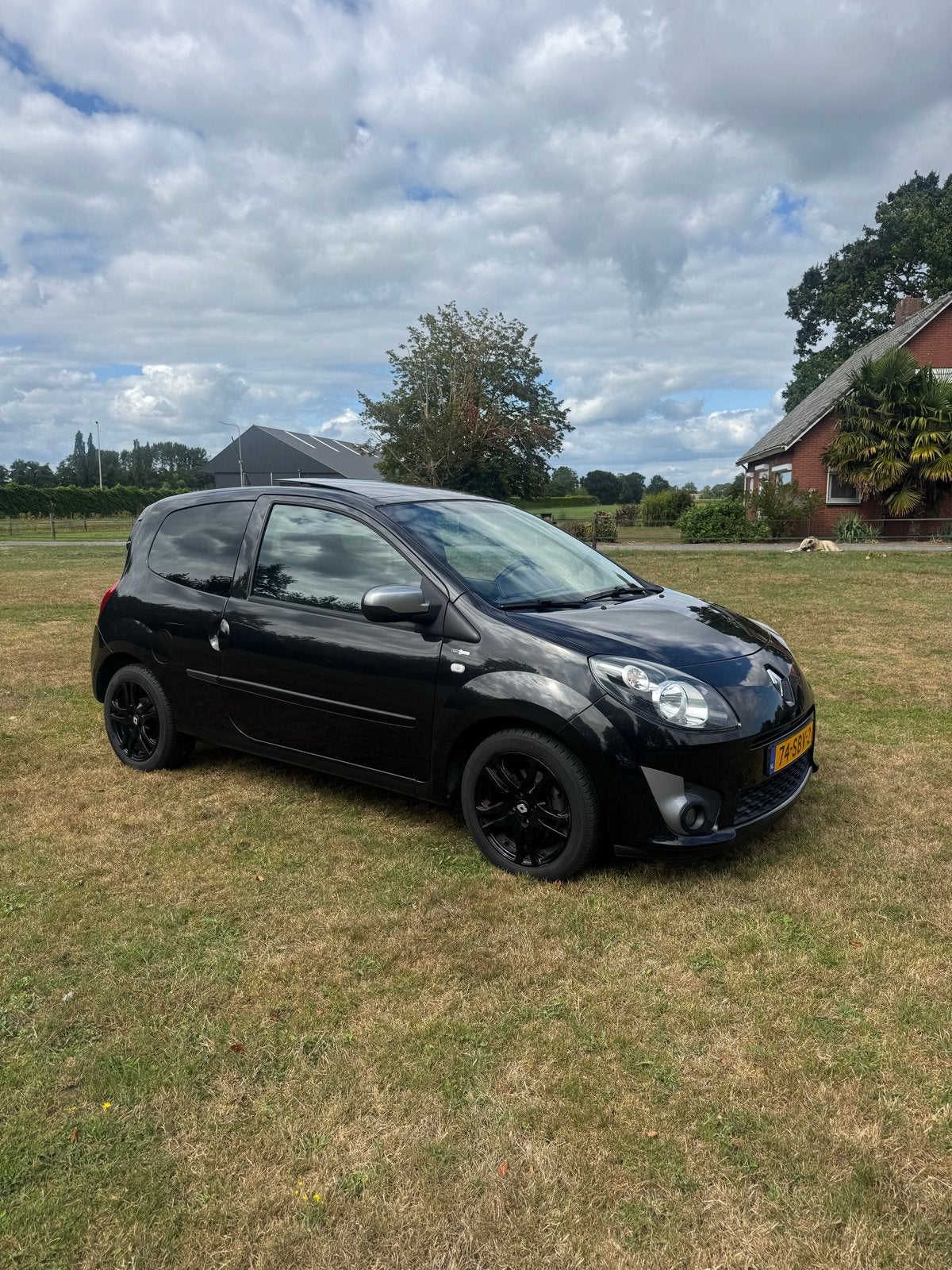 Renault Twingo 1.2 16V 2011 Zwart open dak!, 839 kg, Twingo, 74 pk, 4 cilinders