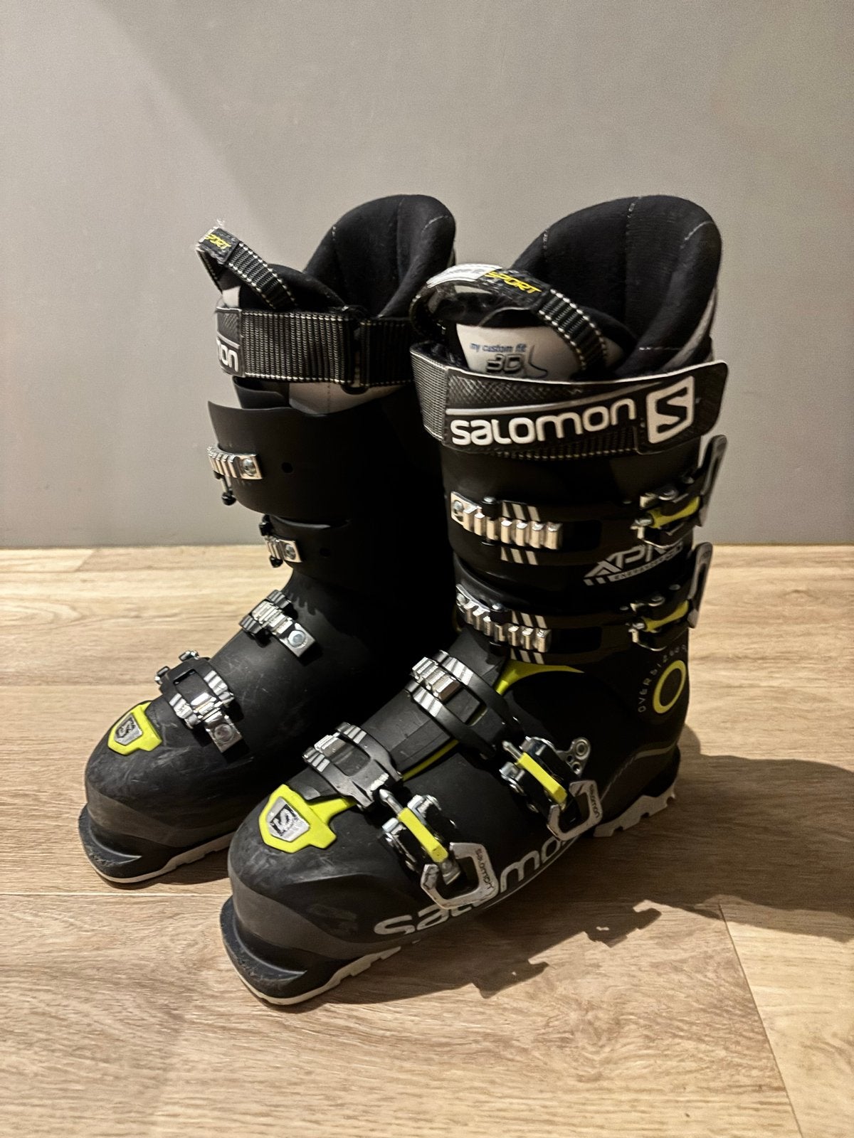 Salomon ski schoenen - Maat 26.5 (EU 41-42), 160 tot 180 cm, Gebruikt, Schoenen, Skiën