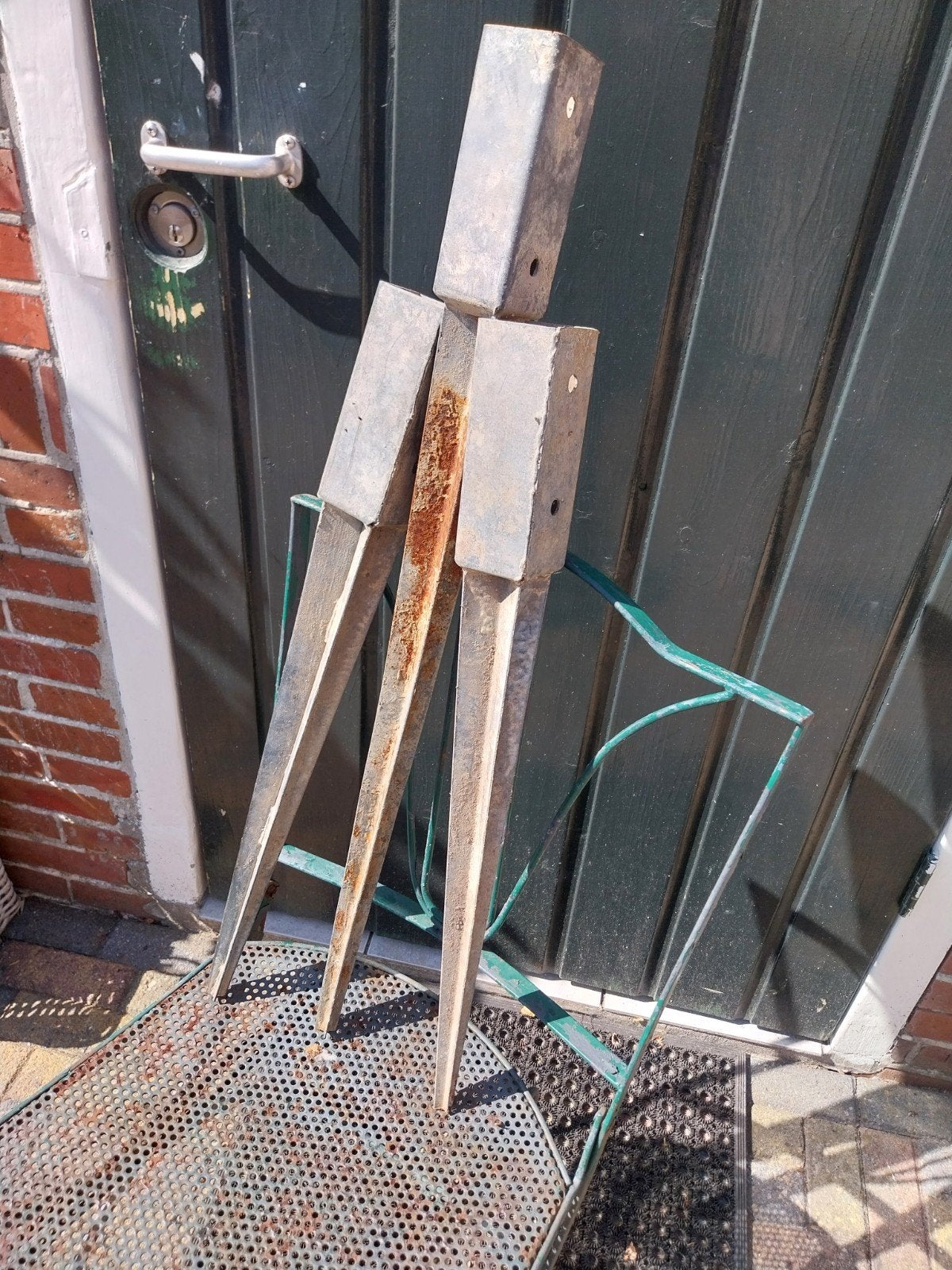 Te koop 3 paalpunten, Tuin en Terras, Palen, Balken en Planken, Ophalen, Minder dan 180 cm, Palen
