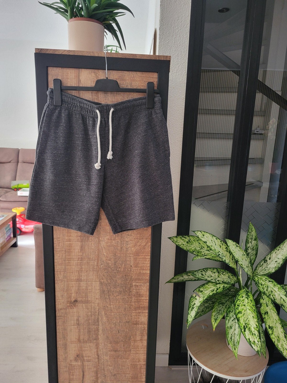 korte broek, Ophalen of Verzenden, Zo goed als nieuw, Grijs, Kort