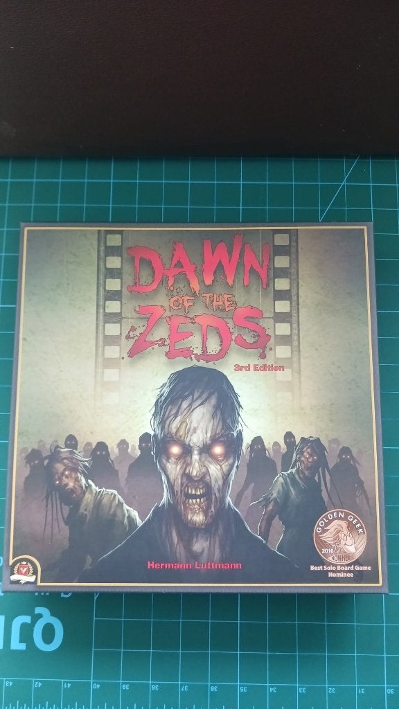 Dawn of the Zeds (Third edition), Vijf spelers of meer, Ophalen of Verzenden, Zo goed als nieuw, Victory Point Games