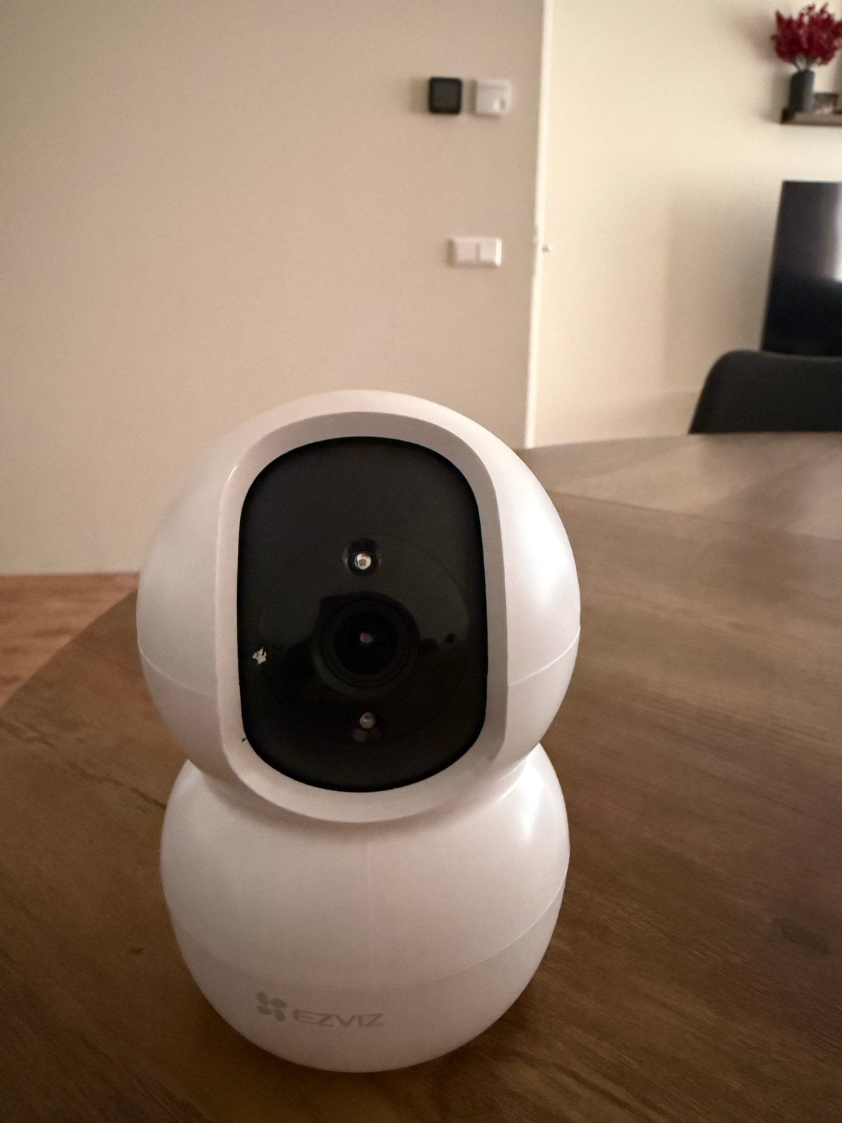 EZVIZ Binnencamera - Zo goed als nieuw, Ophalen of Verzenden, Zo goed als nieuw, Binnencamera
