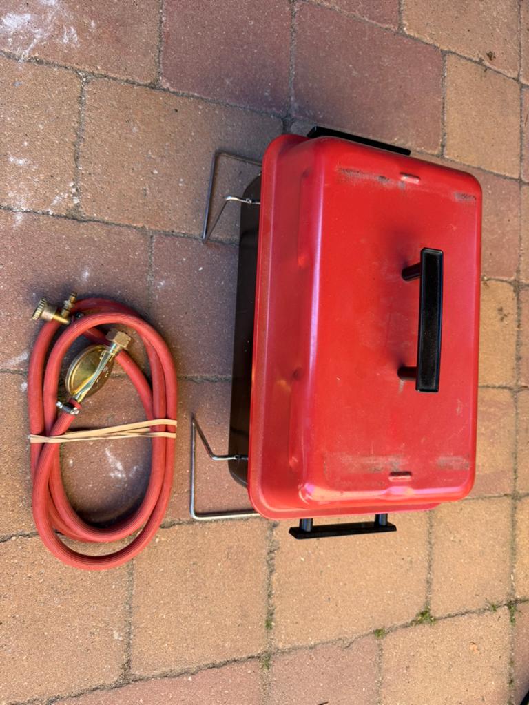 Leuke gas BBQ met lava stenen, Ophalen of Verzenden, Gebruikt