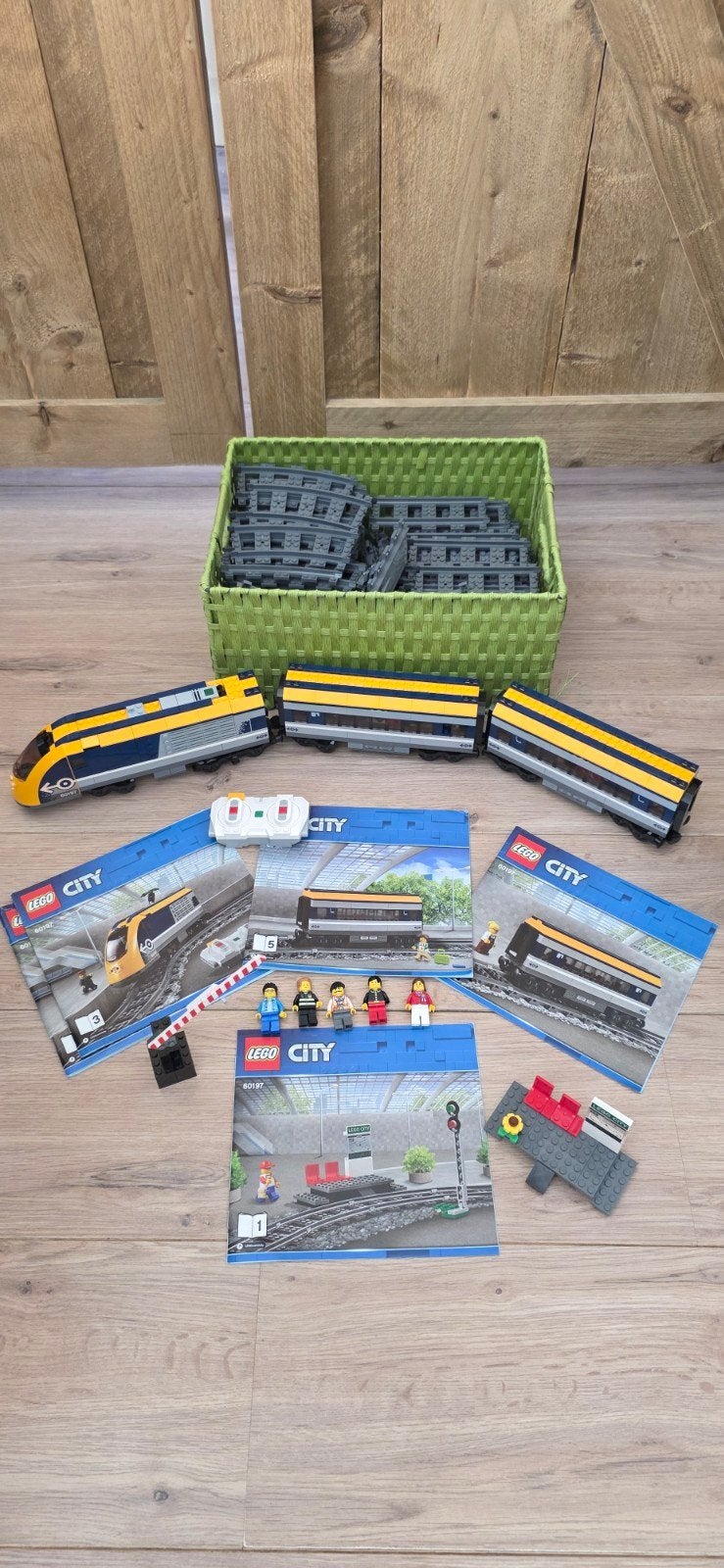 Lego city trein 60197, Ophalen