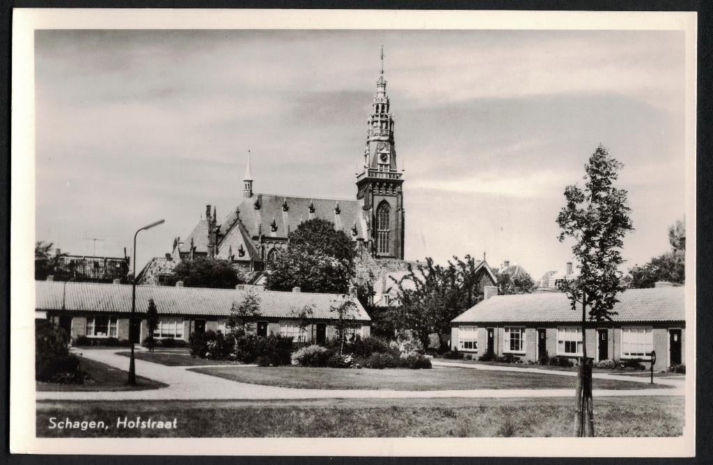 Schagen, Hofstraat. 1956., Ophalen of Verzenden, 1940 tot 1960, Ongelopen, Noord-Holland
