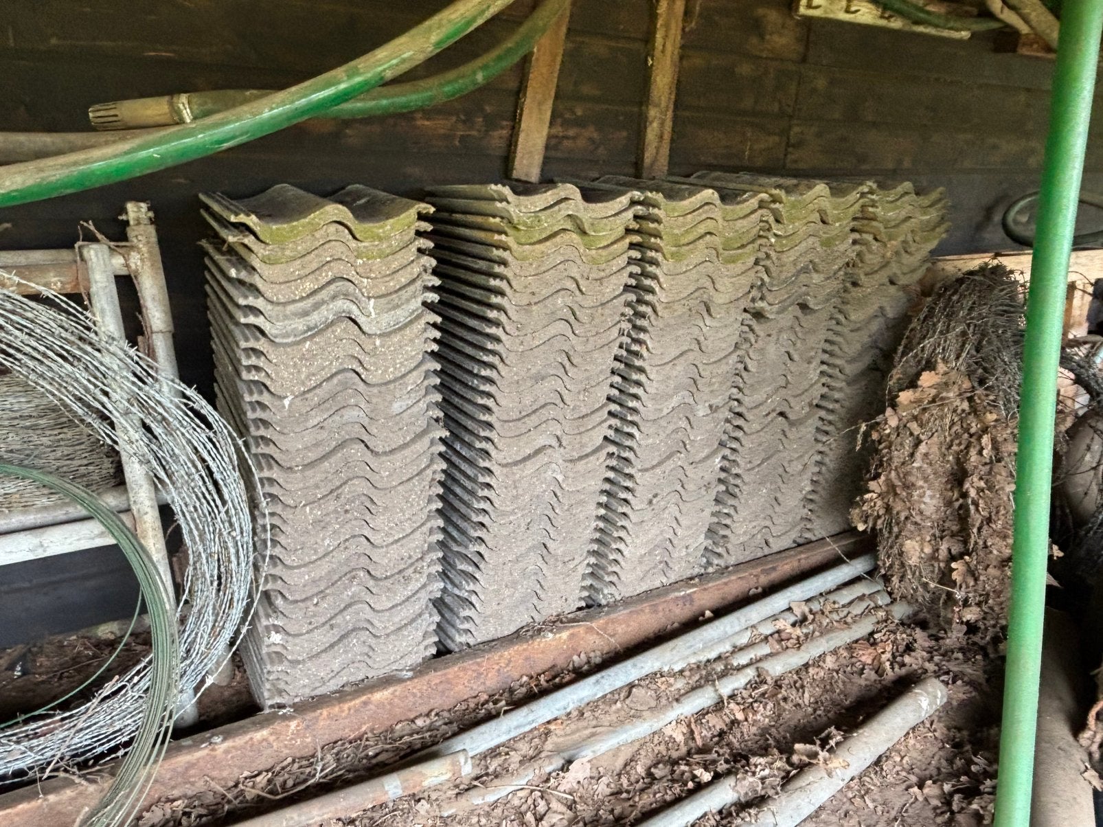 Rbb sneldek dakpannen GRATIS, Doe-het-zelf en Verbouw, Dakpannen en Dakbedekking, Ophalen, Gebruikt, Steen of Klei, 15 m² of meer