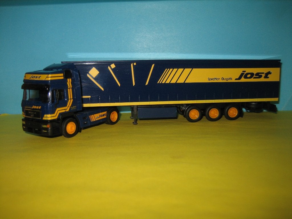 Jost  MAN met oplegger  AWM, Ophalen of Verzenden, Zo goed als nieuw, Bus of Vrachtwagen, AWM