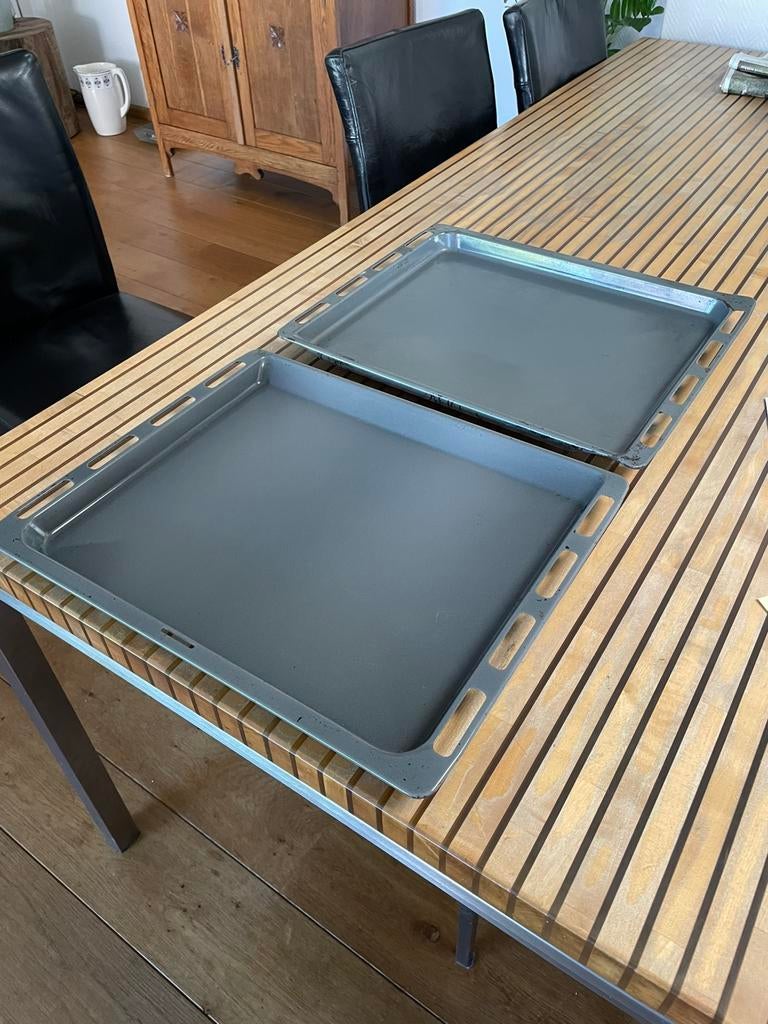 Oven bakplaten (2 stuks), Ophalen, Gebruikt, 45 tot 60 cm