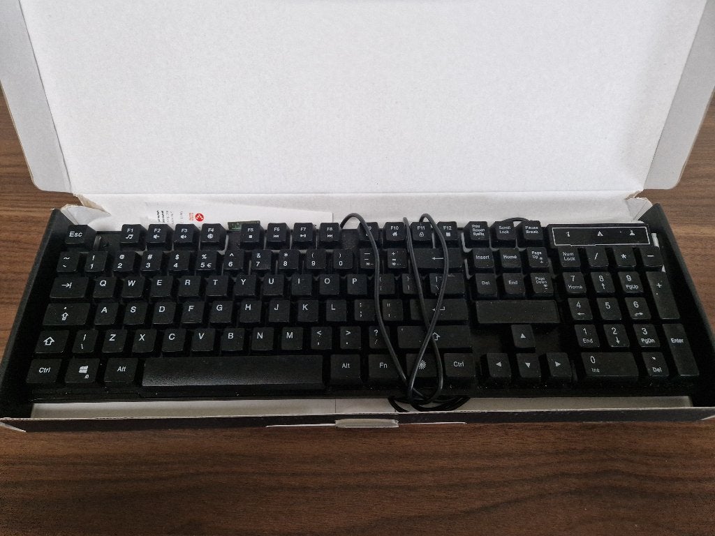 RGB Gaming Keyboard met gekleurde LED verlichting, Gaming toetsenbord, Ophalen of Verzenden, Zo goed als nieuw, Qwerty