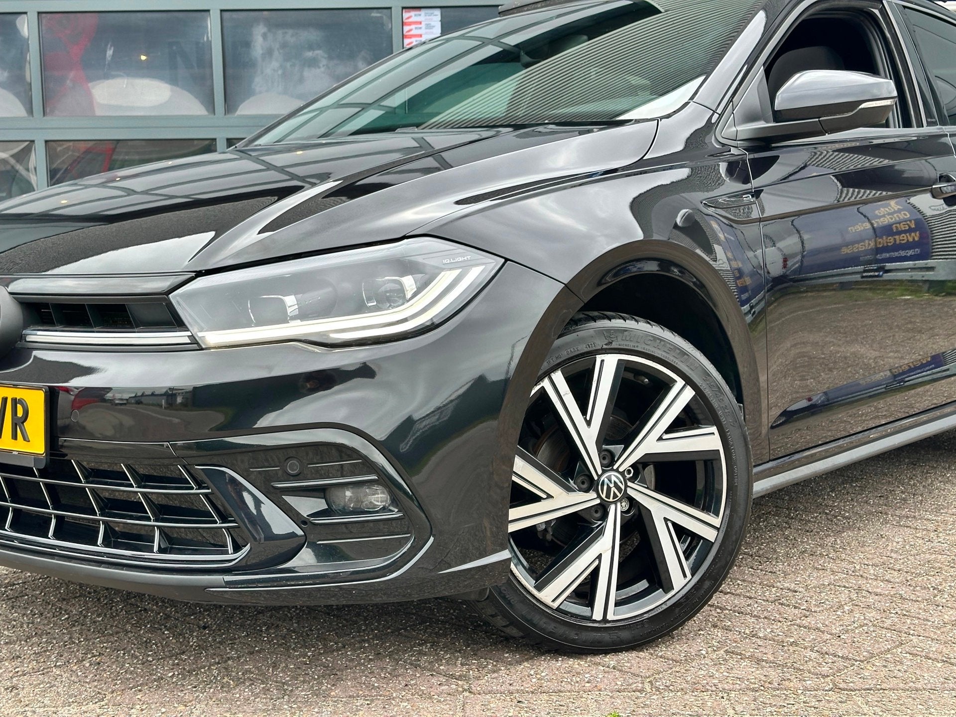 Volkswagen Polo 1.0 TSI 3x R-Line | PANO | IQ-Lights | VIRTU, Stof, Gebruikt, 95 pk, Bedrijf