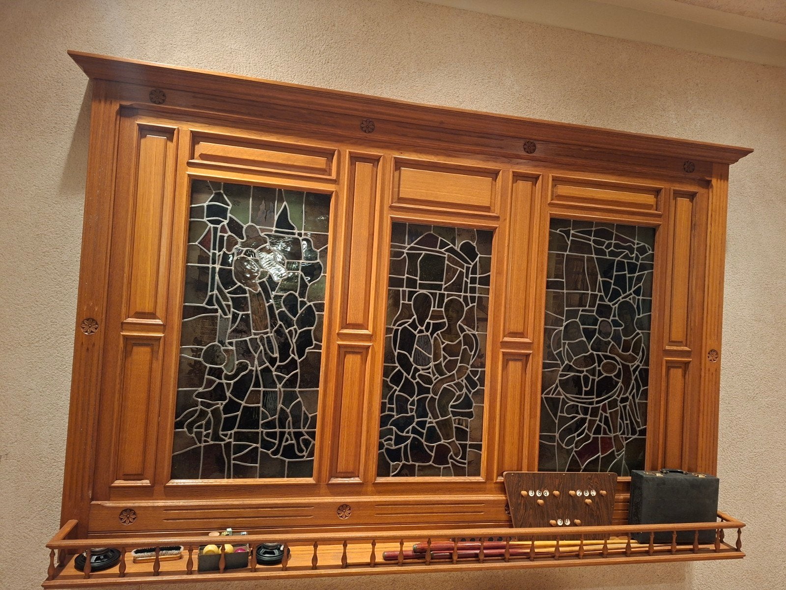 Antiek eiken biljartmeubel met glas-in-lood drieluik + licht, Ophalen