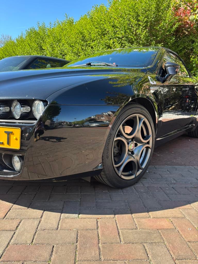 Alfa Romeo Spider 2.2 JTS | 2007 | 185 pk | handgeschakeld, Zwart, 4 cilinders, Cabriolet, 1505 kg