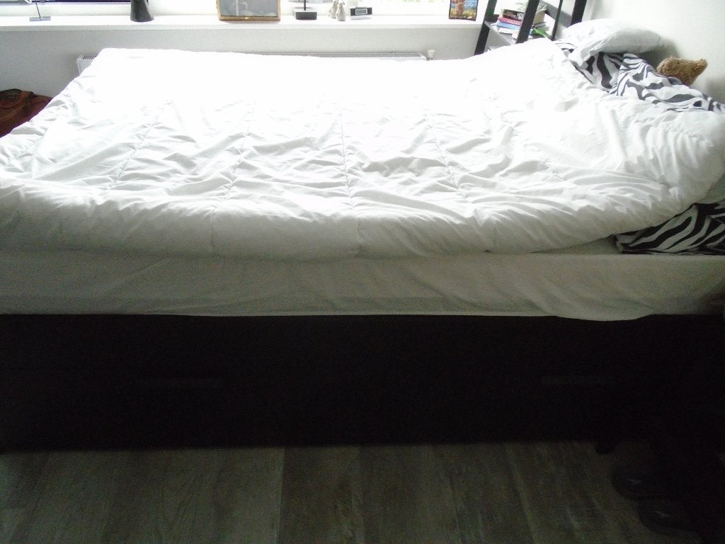 2 persoons bed met lattenbodem, Ophalen, Zwart, Tweepersoons, 140 cm