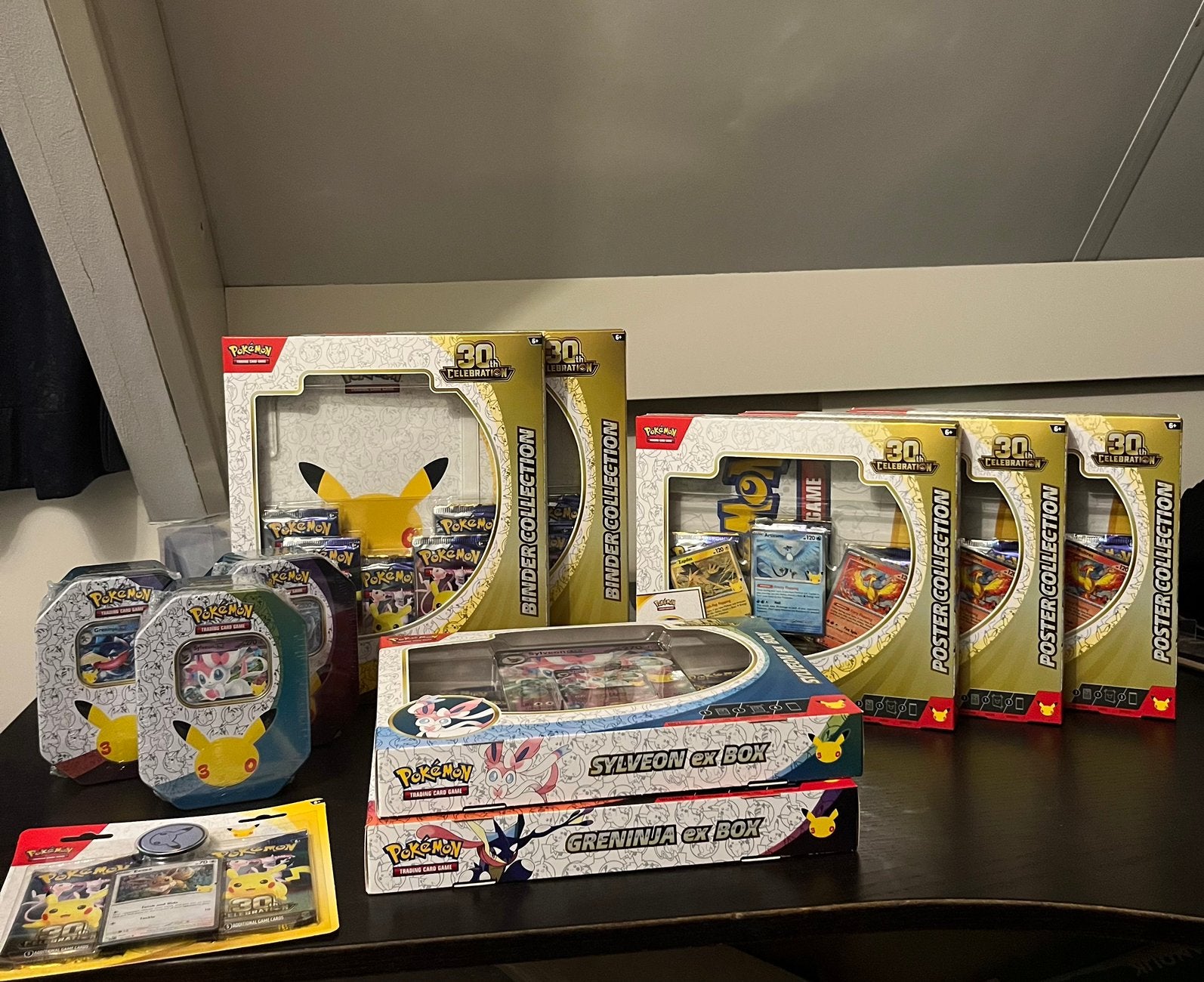 30th anniversary pokemon, Ophalen, Nieuw, Foil