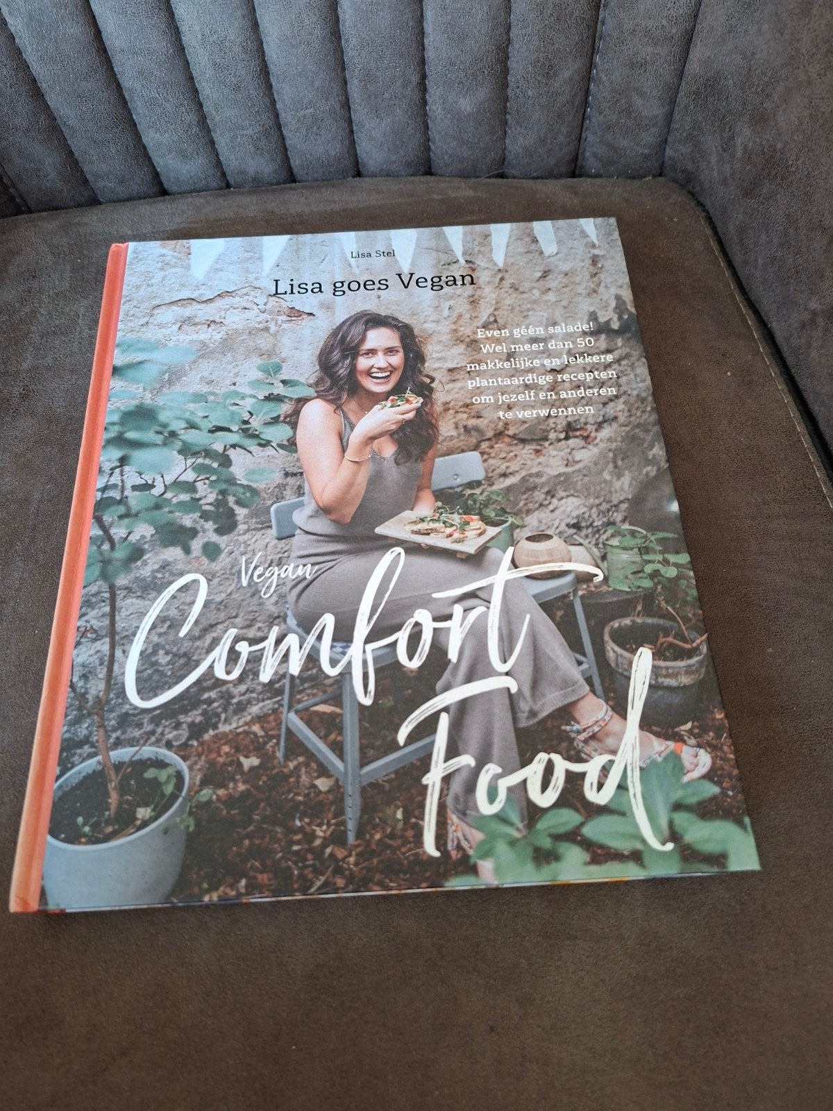 Lisa goes Vegan - Vegan Comfort Food kookboek, Hoofdgerechten, Vegetarisch, Ophalen of Verzenden, Zo goed als nieuw