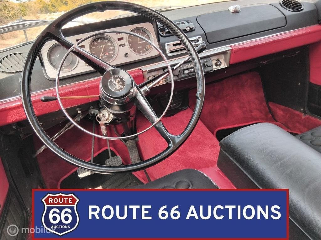 Peugeot 404 Super Luxe | 1967 | Route 66 Auctions, Overige carrosserieën, Zwart, Bedrijf, Handgeschakeld