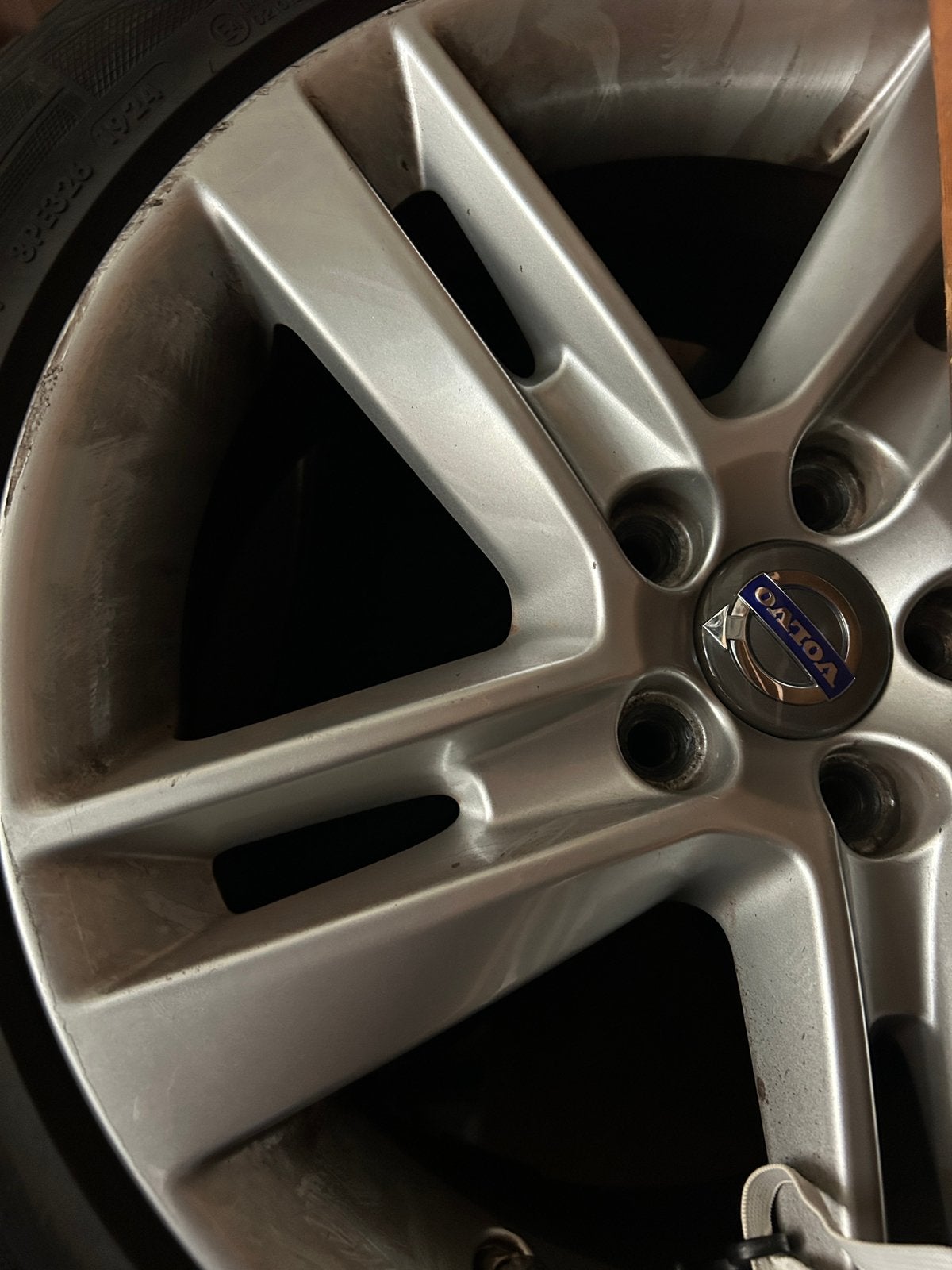 Winterbanden Volvo V60 PHEV 2015-2019 extra load, Ophalen, Banden en Velgen, 17 inch, 235 mm