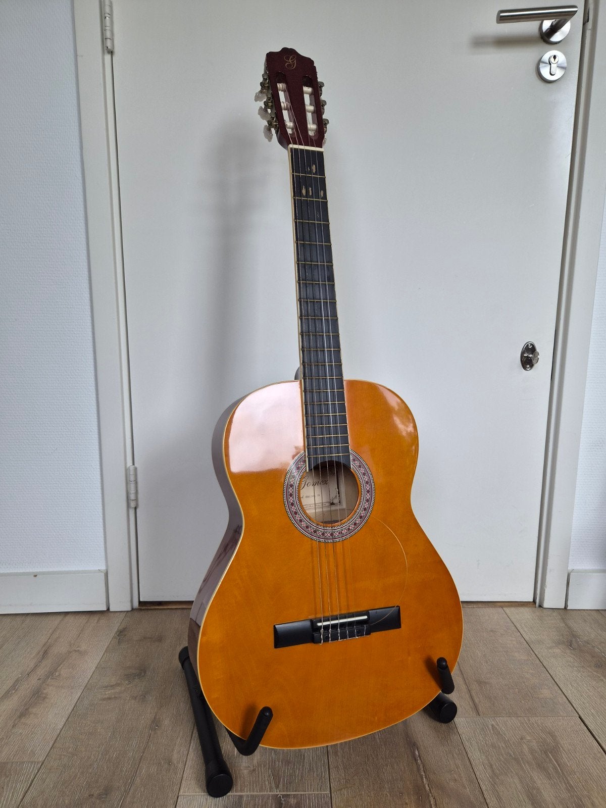 Standaard voor gitaar, zonder gitaar, Muziek en Instrumenten, Standaards, Ophalen, Zo goed als nieuw
