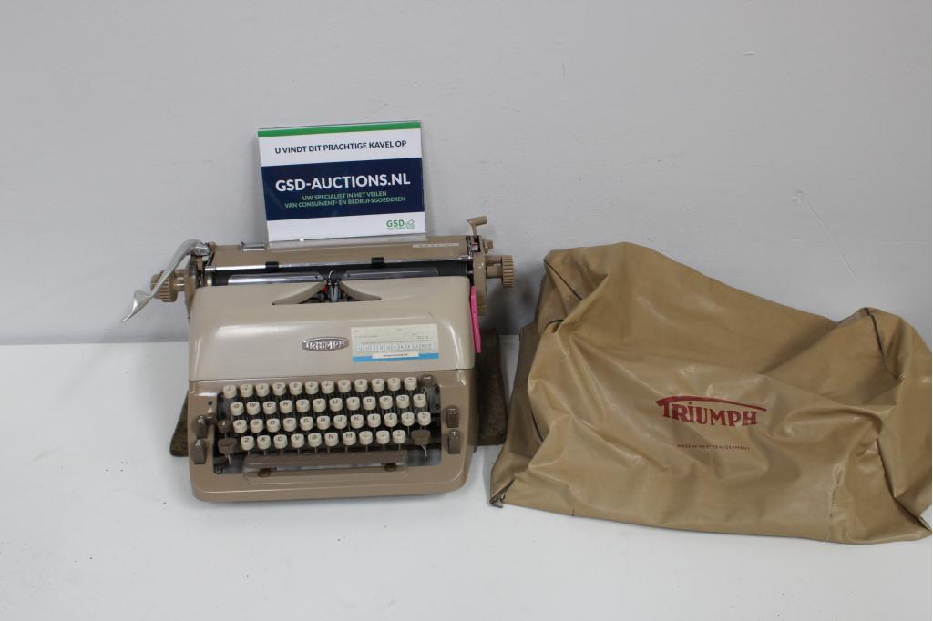 Vintage Triumpfh Special Typemachine, Ophalen of Verzenden, Niet ingevuld, Niet ingevuld, Niet ingevuld