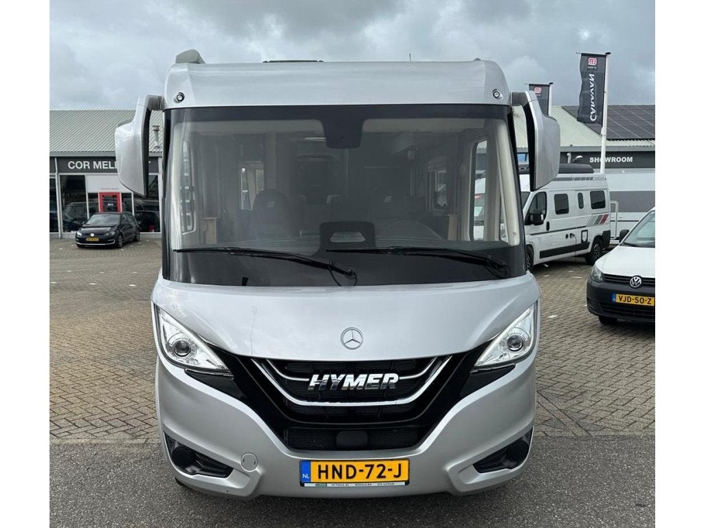 Hymer BML 780 ZEER LAGE KM ST, 7 tot 8 meter, Bedrijf, Koelkast, Buitenlamp