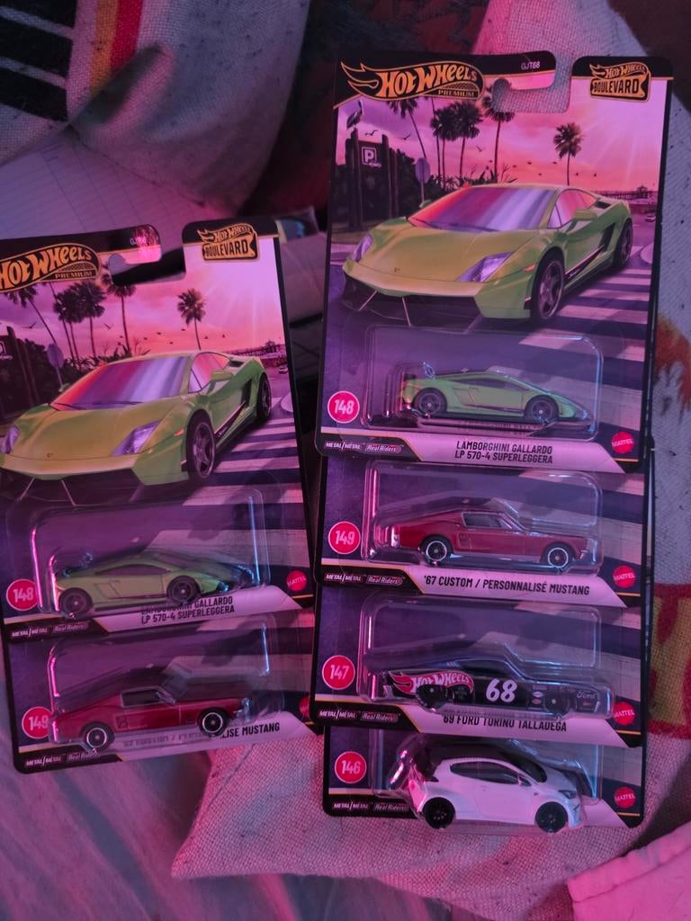 Hot Wheels Boulevard auto's, Verzamelen, Speelgoed, Ophalen of Verzenden