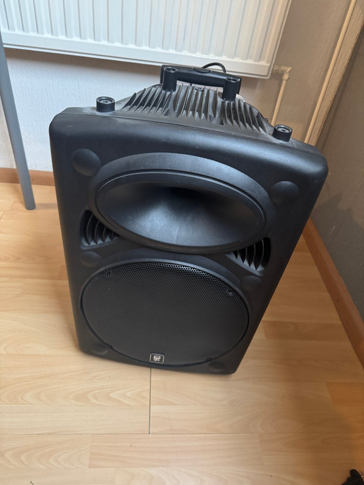 QTX Sound Party Speaker met USB/SD, Audio, Tv en Foto, Luidsprekers, Gebruikt, Inclusief standaarden, Party speaker, Ophalen