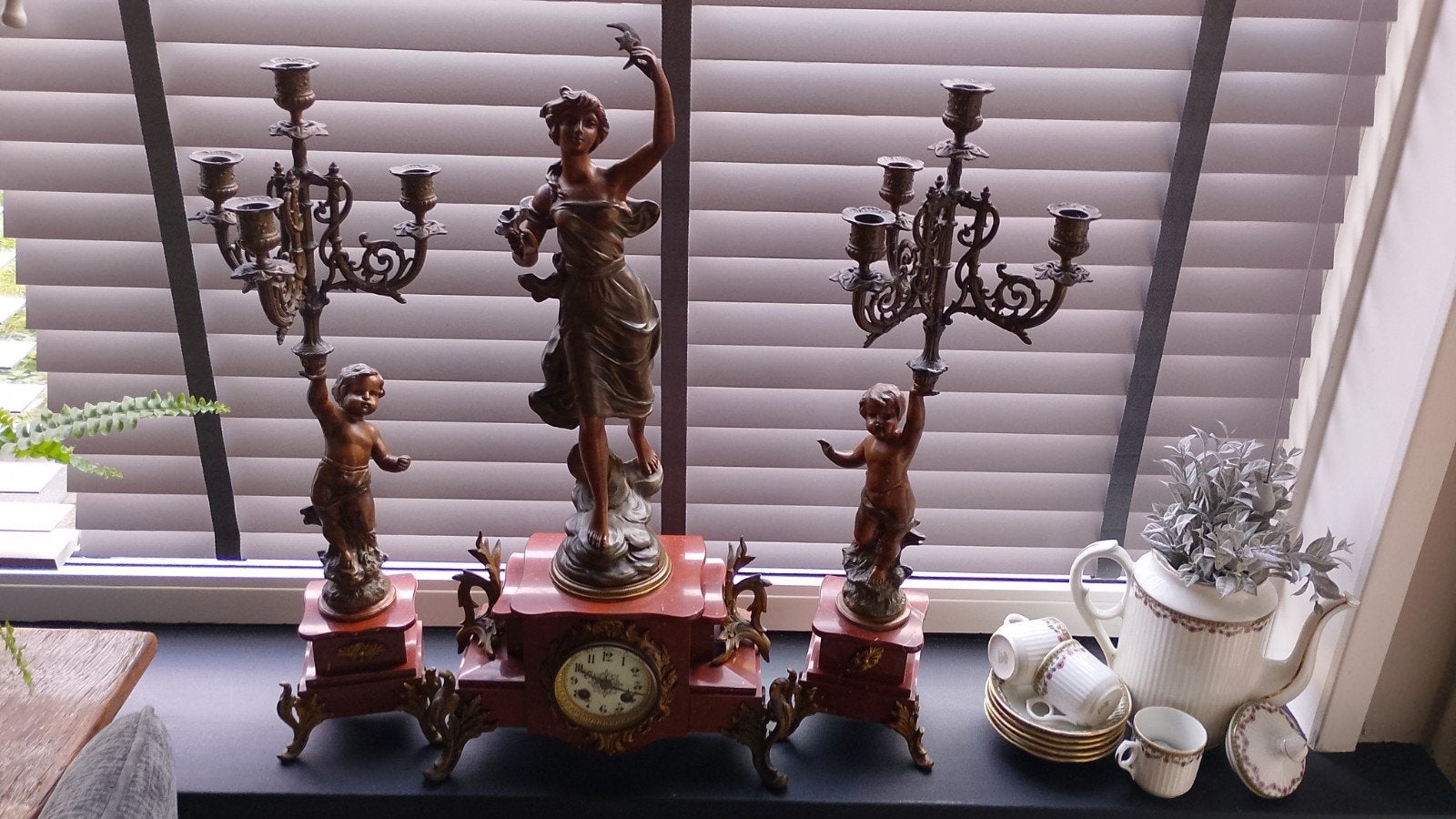 Antieke Franse pendule met kandelaars, Antiek en Kunst, Ophalen