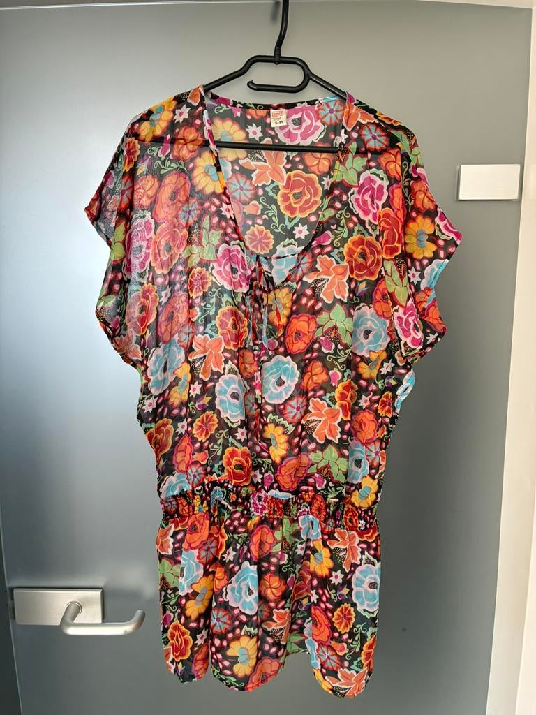 Leuke top voor over bikini, Livera, S/M, nieuw, Ophalen of Verzenden, Zo goed als nieuw