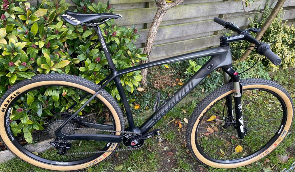 Ontzettend mooie Specialized Stumpjumper Carbon 29”, Fietsen en Brommers, 57 cm of meer, Ophalen, Zo goed als nieuw, Overige merken