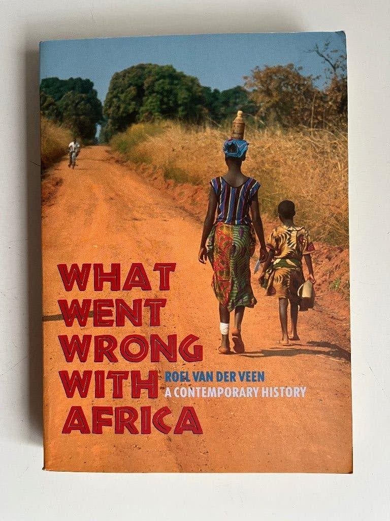 What went wrong with Africa, Ophalen of Verzenden, Zo goed als nieuw, Roel van der Veen, Wereld