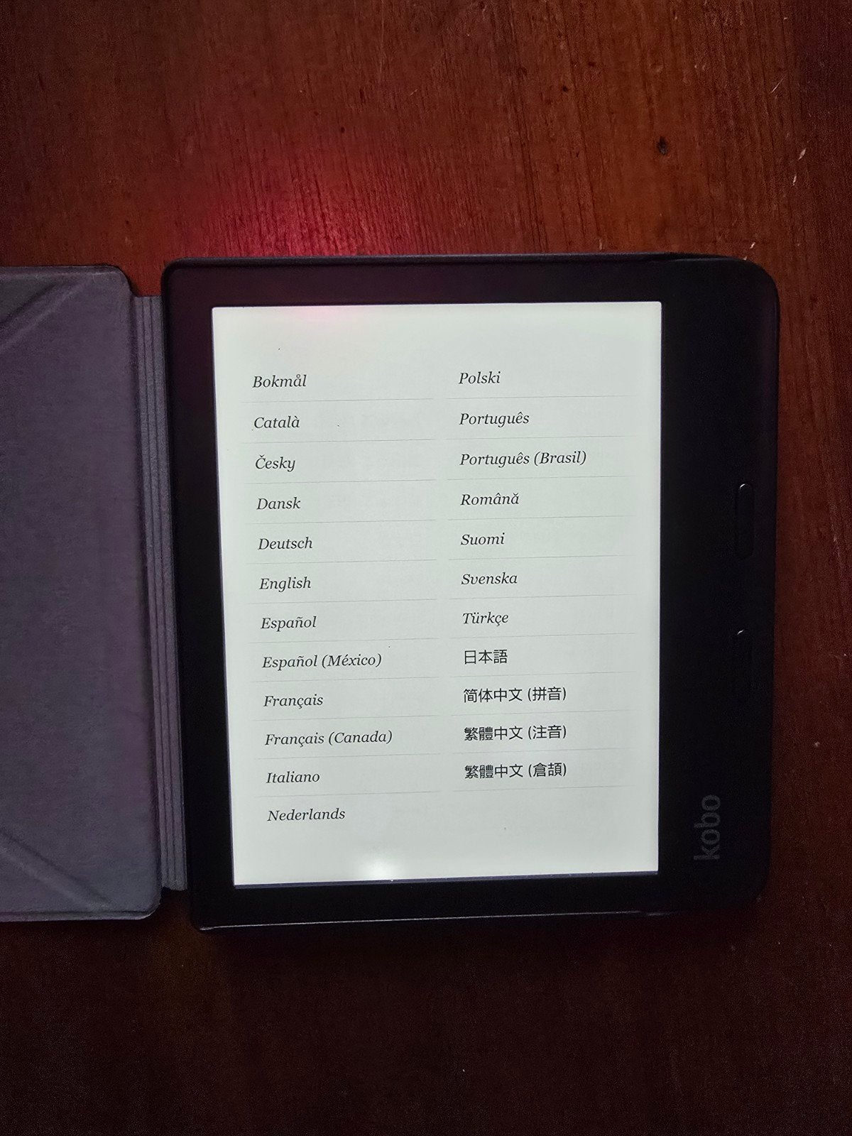 Kobo libra 2 e-reader met hoesje - Zo goed als nieuw, Ophalen, 8 GB, Kobo, Zo goed als nieuw