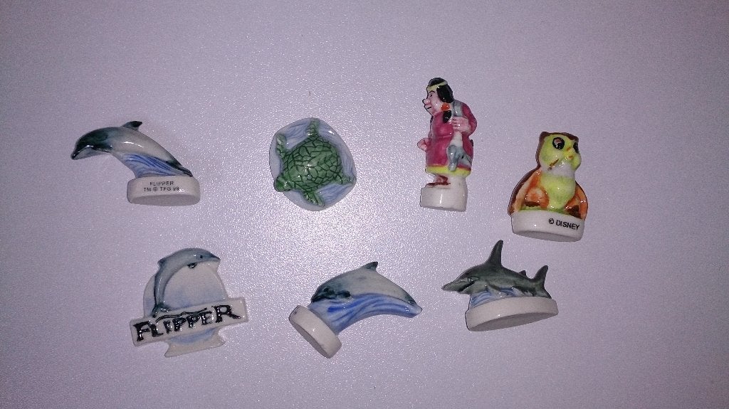 Feves beeldjes Lucky Luke, Looney Tunes, dolfijnen, Disney, Ophalen of Verzenden, Overige figuren, Gebruikt, Beeldje of Figuurtje