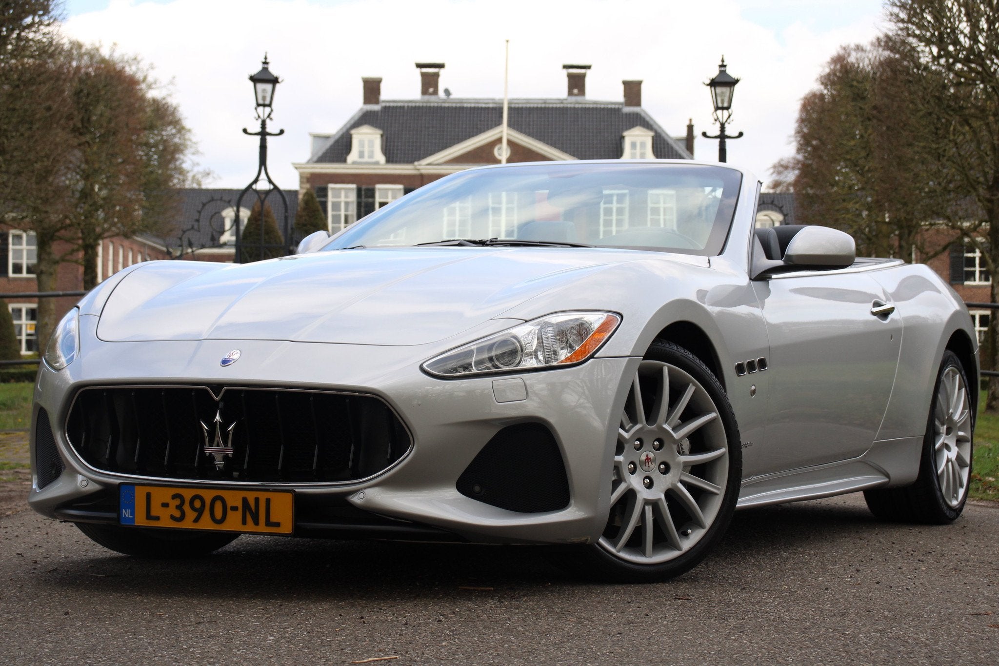 Maserati GranCabrio 4.7, Achterwielaandrijving, Gebruikt, 8 cilinders, 4 stoelen