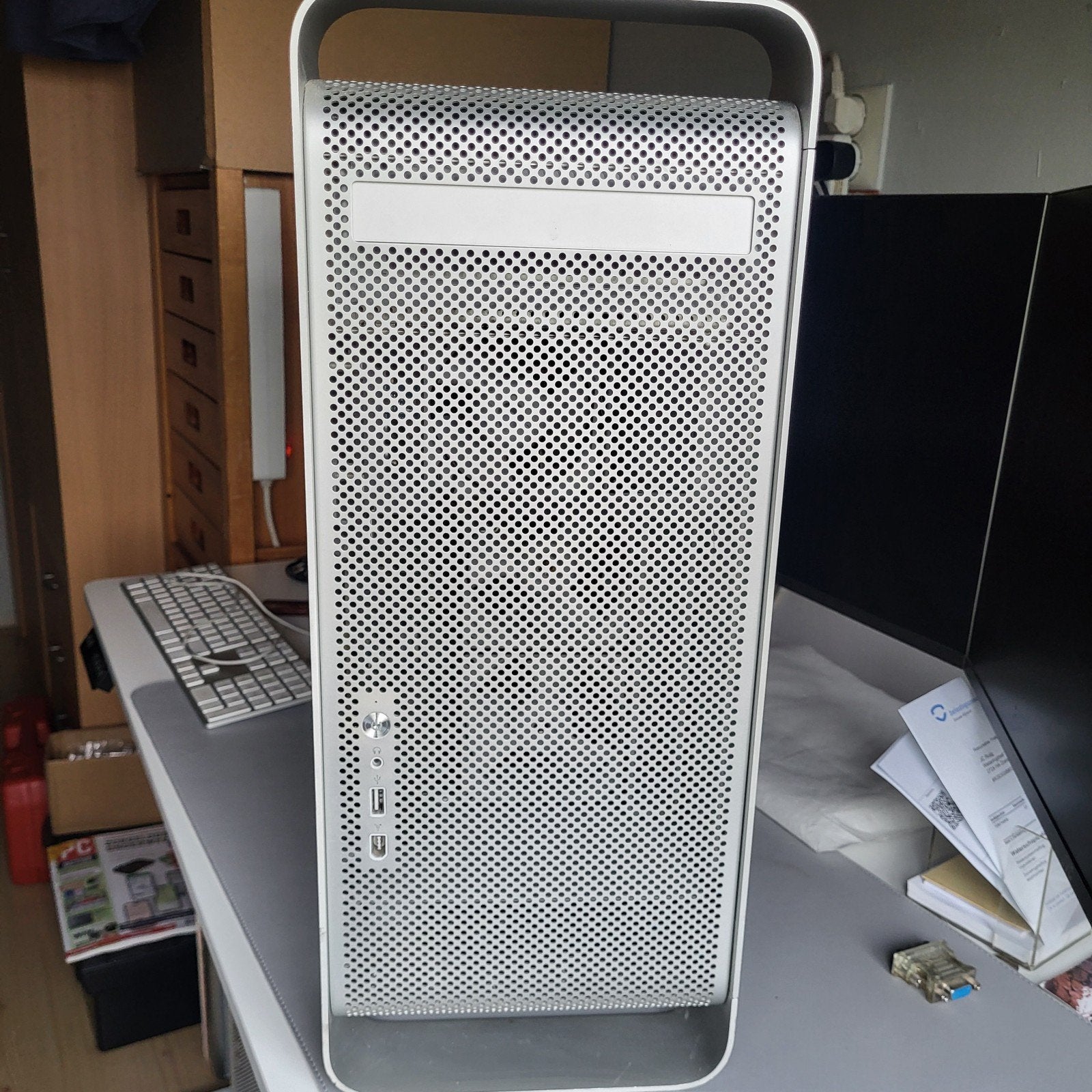 Power Mac G5 met Apple toetsenbord, Computers en Software, Apple Desktops, Ophalen, Gebruikt, 2 tot 3 Ghz, HDD