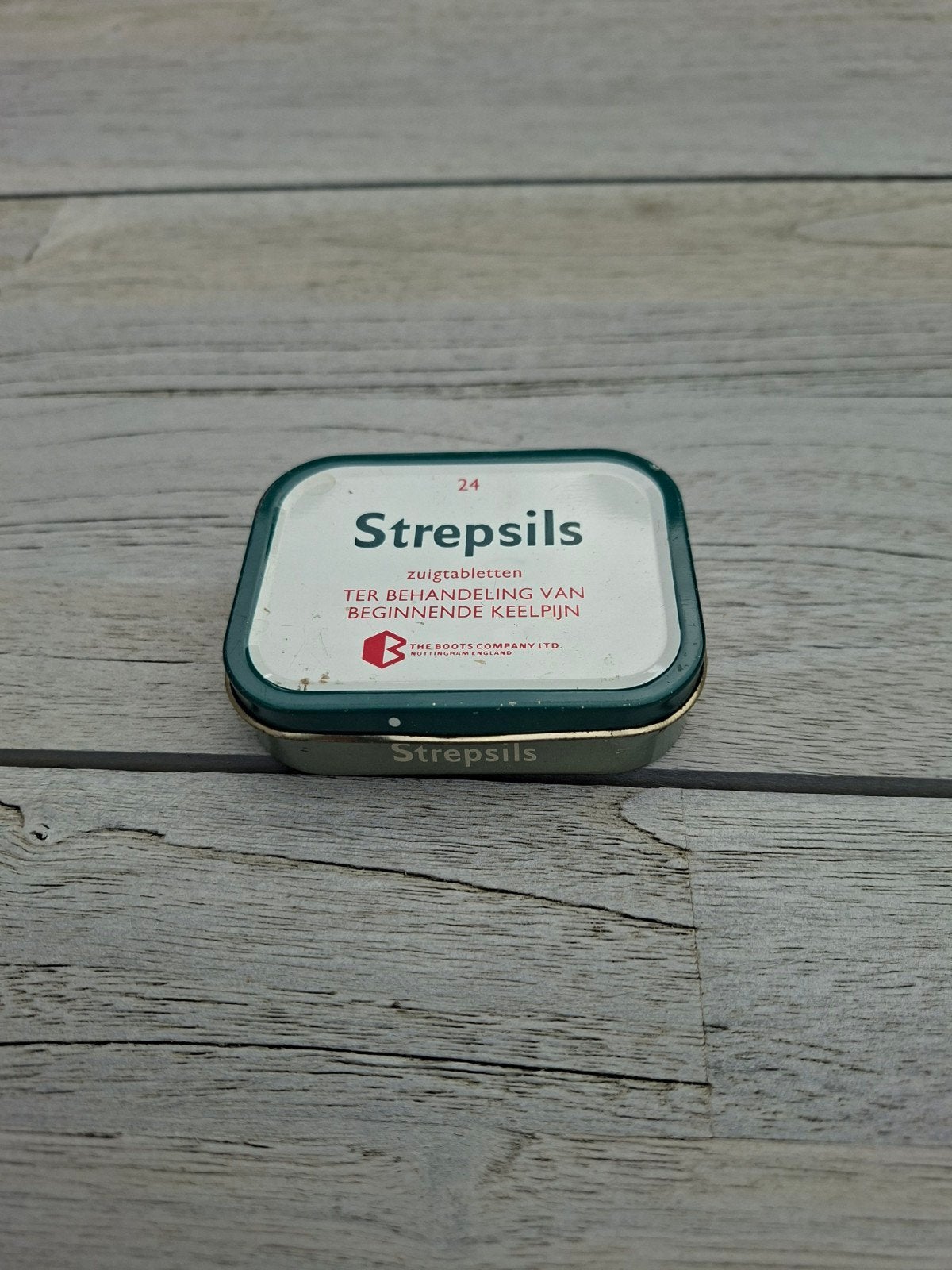 Vintage Strepsils blikje - Jaren '60/'70 - Boots Nottingham, Verzamelen, Ophalen of Verzenden