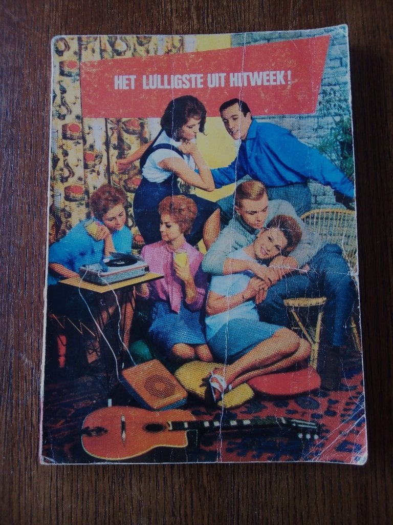 Lulligste uit Hitweek*1968*Oets/de ridder-J. cremer/G.Reve, Boeken, Ophalen of Verzenden, Gelezen, Muziek, Film of Tv