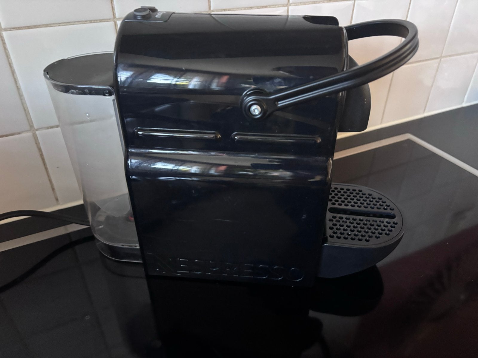 Magimix Nespresso Koffiezetapparaat - Type D40, Witgoed en Apparatuur, Koffiezetapparaten, Ophalen, Gebruikt, Espresso apparaat