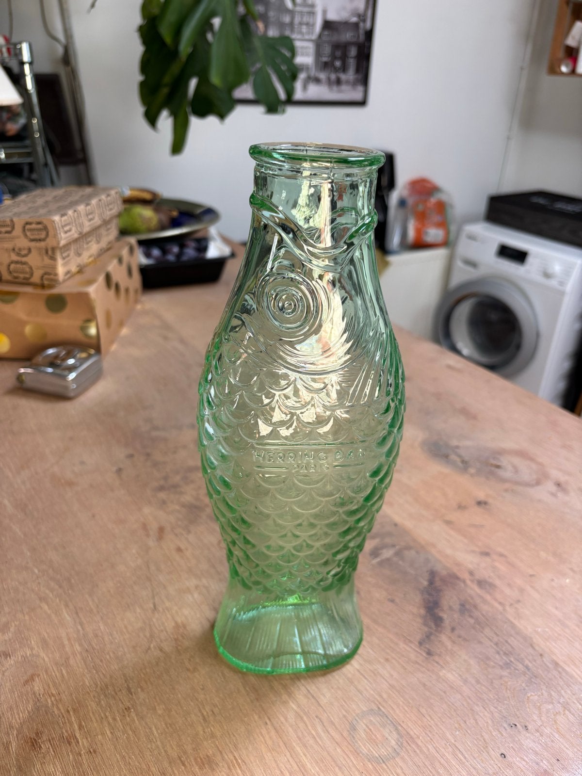Vintage Groene Glazen Vis Fles - Herring Day Paris, Antiek en Kunst, Ophalen of Verzenden
