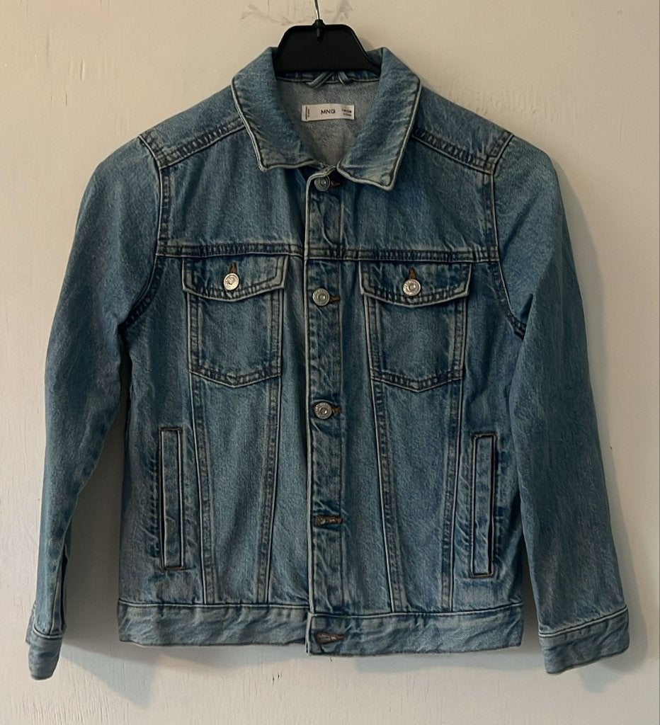 mango spijkerjas spijkerjack maat 134, Kinderen en Baby's, Kinderkleding | Maat 134, Verzenden, Mango, Zo goed als nieuw, Jongen