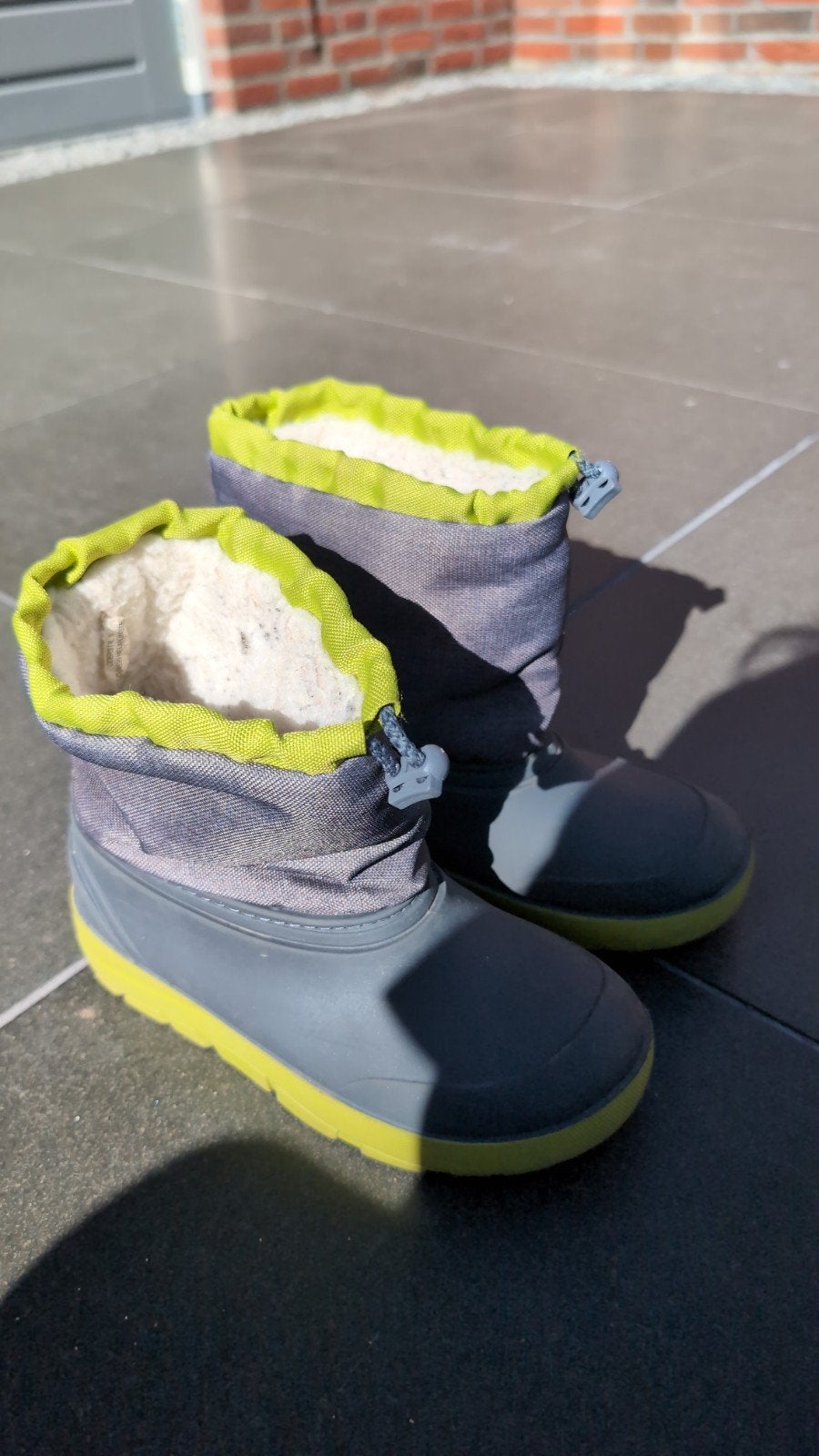 Warme kinderlaarzen - maat 34 Ideaal voor winter en regen, Gebruikt, Jongen of Meisje, Ophalen of Verzenden, Laarzen