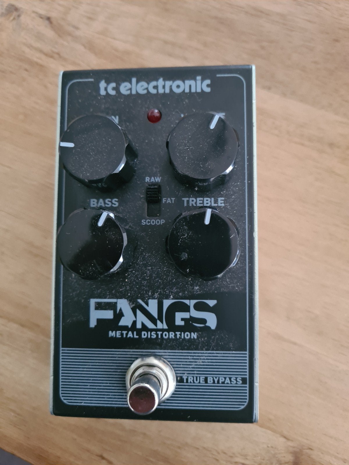 TC Electronic Fangs Metal Distortion Pedaal, Muziek en Instrumenten, Effecten, Ophalen, Zo goed als nieuw, Distortion, Overdrive of Fuzz