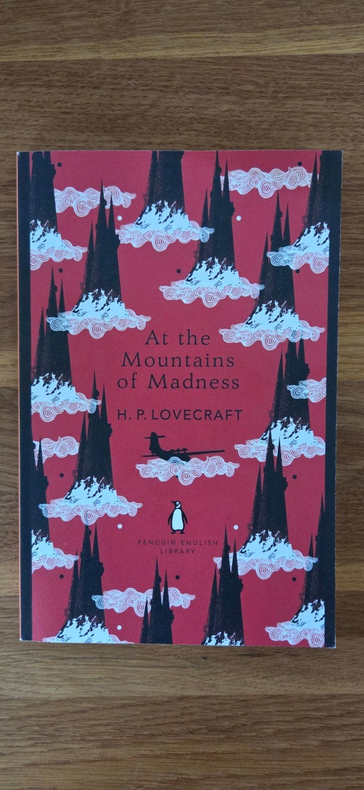 H. P. Lovecraft - At the Mountains of Madness, Ophalen of Verzenden, Zo goed als nieuw, H. P. Lovecraft