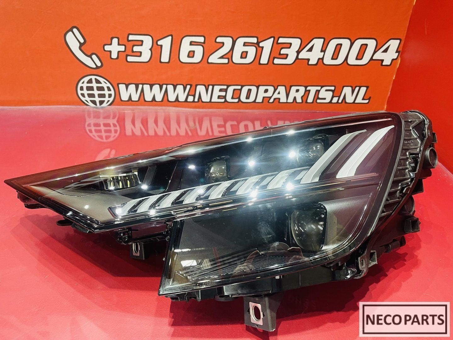 AUDI Q8 RSQ8 4M MATRIX LED KOPLAMP COMPLEET ORIGINEEL, Gebruikt, -, -, -