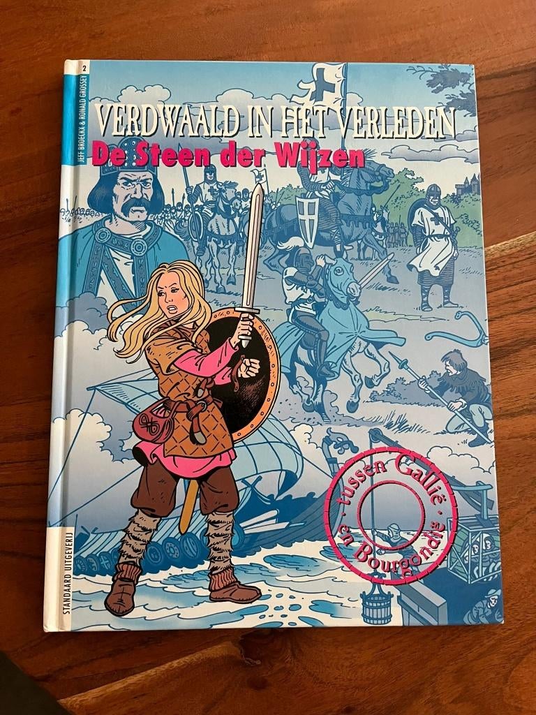 Verdwaald in het Verleden - De Steen der Wijzen (2000), Eén stripboek, Ophalen of Verzenden, Zo goed als nieuw