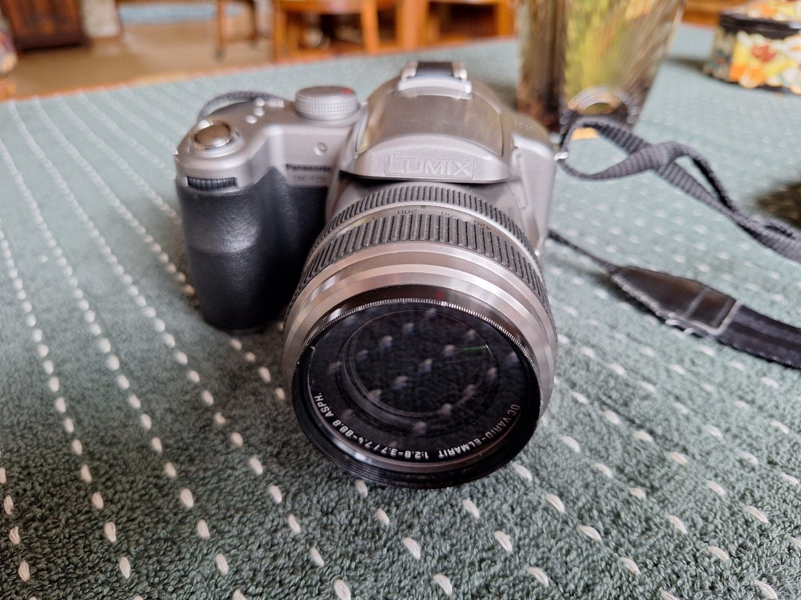 Panasonic Lumix DMC-FZ30 Bridgecamera met 12x optische zoom, Gebruikt, Panasonic, Ophalen of Verzenden, Beeldstabilisatie